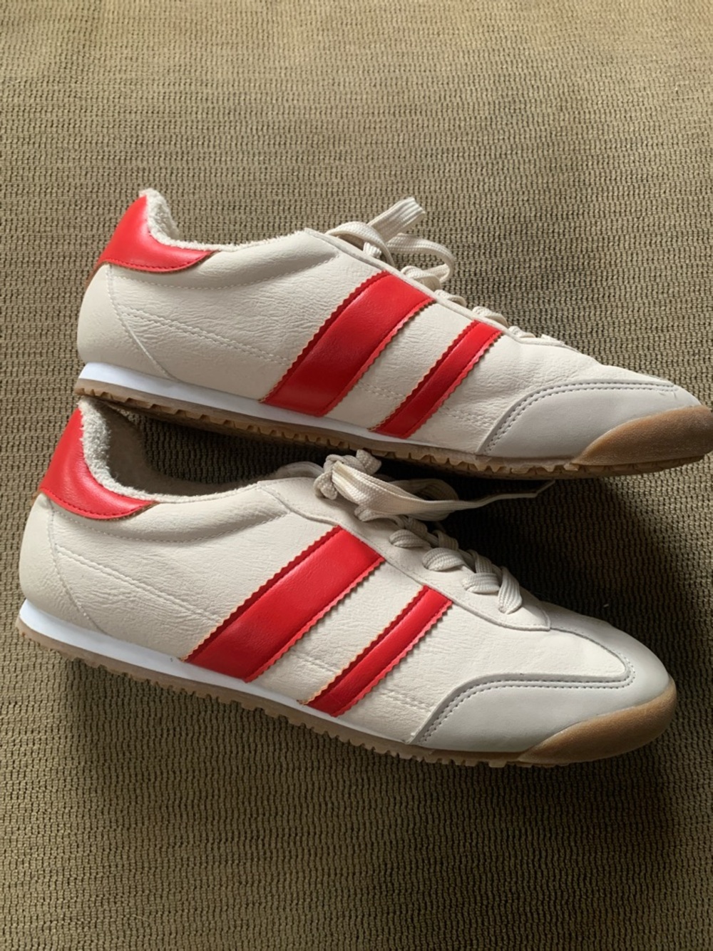 Dolce Vita White Sneakers with Red Stripes